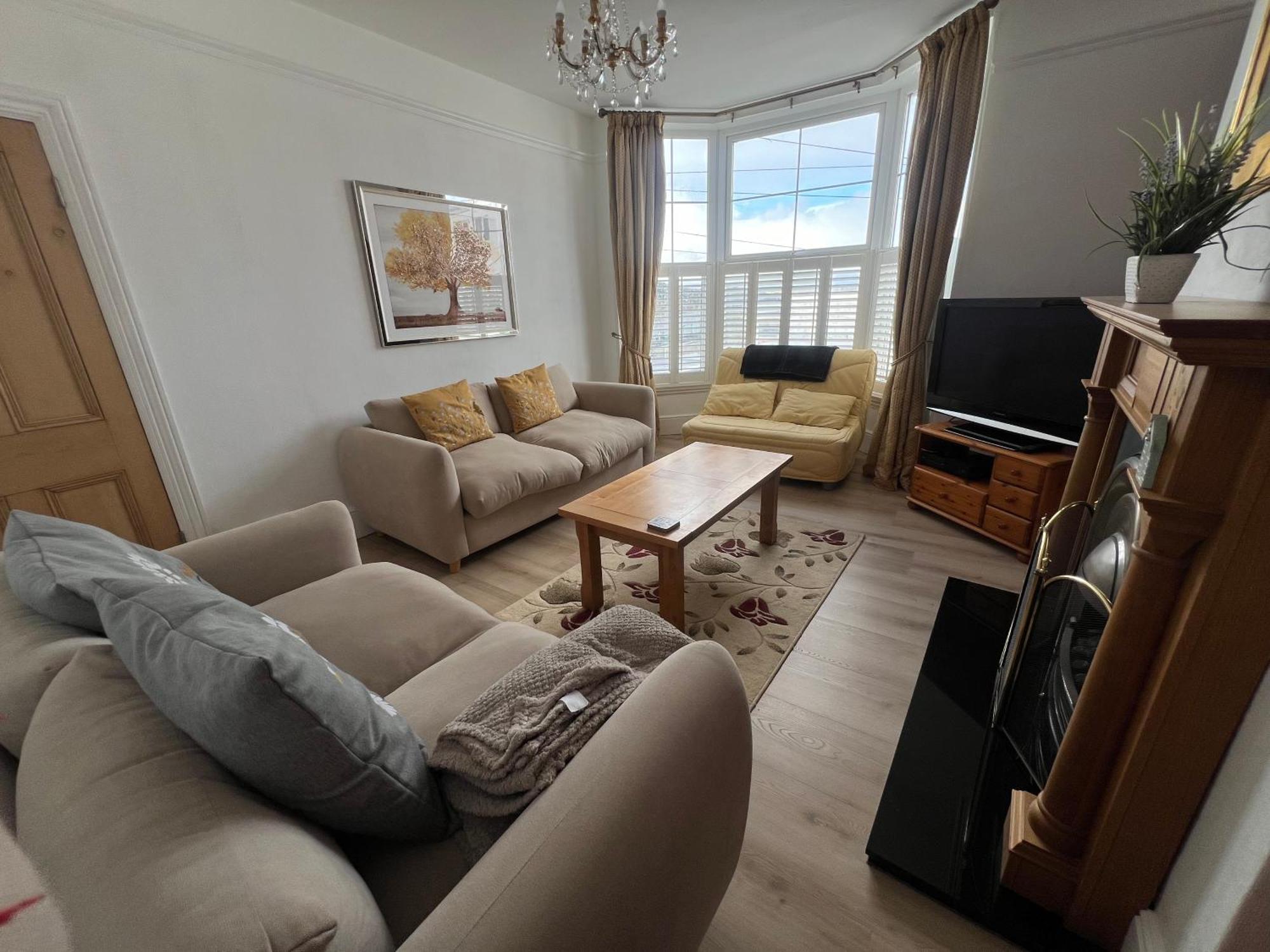 Spacious First Floor Family Flat, Sea View ทอร์คิ ภายนอก รูปภาพ
